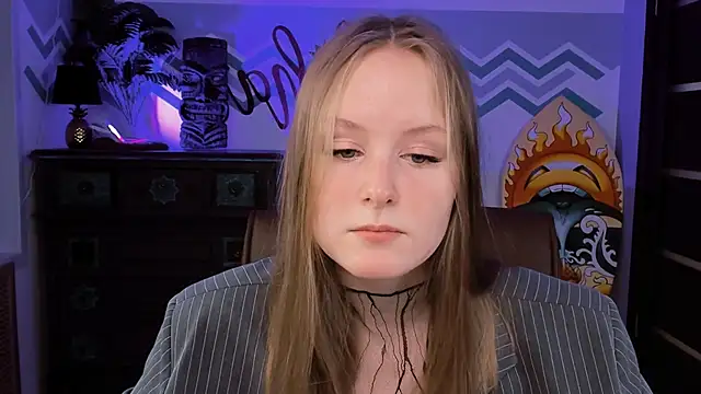 VivienLeeigh online show from February 2025 09:11:02 AM