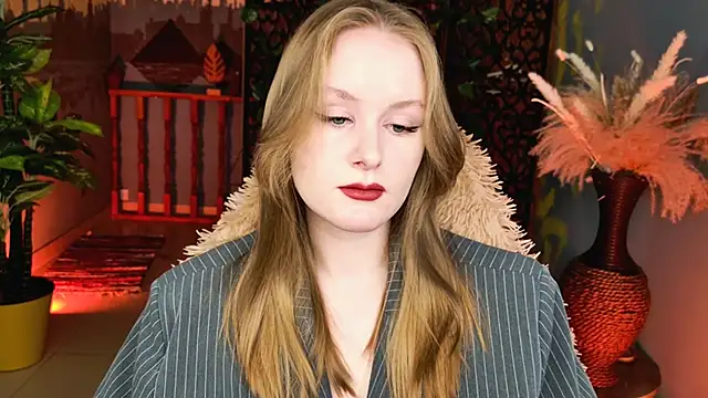 VivienLeeigh online show from April 2026 05:23:01 AM