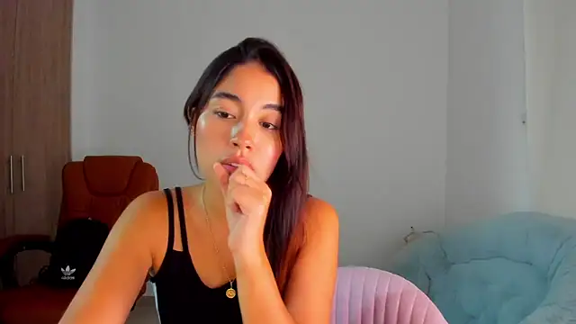 AriaMontgomery online show from March 2025 08:41:02 AM