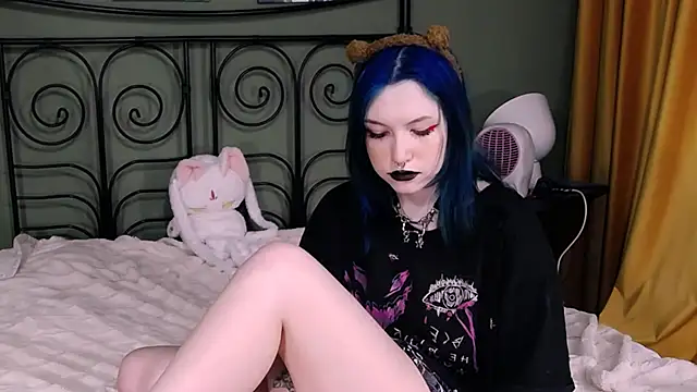 Snapshot of BlackyTea chatting on January 2025 07:07:01 PM BlackyTea online show from January 2025 07:07:01 PM