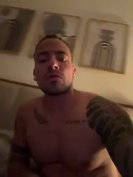 Kaueleon online show from March 2025 08:10:02 AM