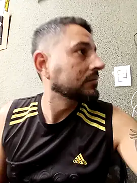 P4uzud4O online show from April 2026 09:50:02 PM