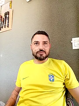 P4uzud4O online show from April 2026 02:18:01 PM