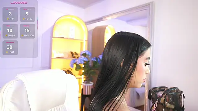 elasummer online show from October 2025 12:38:02 PM