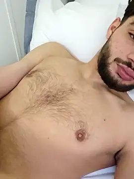 Amir334  online show from December 2024 10:33:02 PM