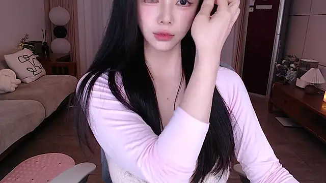 sweateanv  online show from April 2026 10:04:02 AM