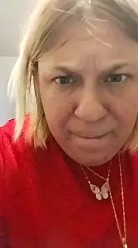 Snapshot of Playmate86 chatting on February 2025 08:39:02 AM Playmate86 online show from February 2025 08:39:02 AM