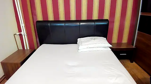 AshPage online show from December 2024 08:44:01 PM