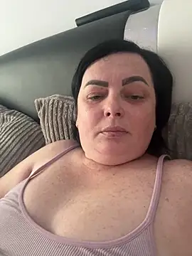 Amandamuller1982 online show from January 2025 12:09:02 PM