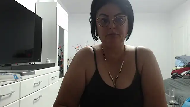 Amandamuller1982 online show from September 2025 12:43:02 AM