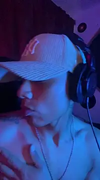 SkinnyHot444 online show from January 2025 02:51:02 PM