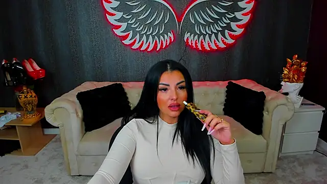 anemarieejolie online show from December 2025 05:08:02 PM