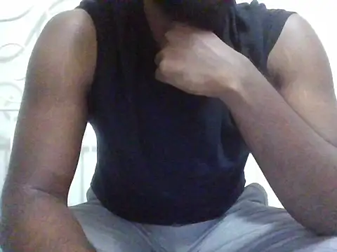 justinme00o7 online show from December 2024 06:16:02 PM