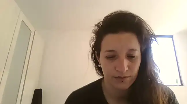 Snapshot of hanamy_joha chatting on January 2025 09:43:01 PM hanamy joha online show from January 2025 09:43:01 PM