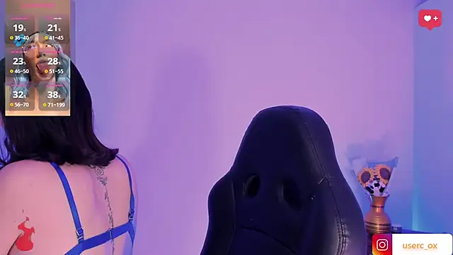 Snapshot of haanna_thompsoon chatting on January 2025 08:57:02 PM haanna thompsoon online show from January 2025 08:57:02 PM