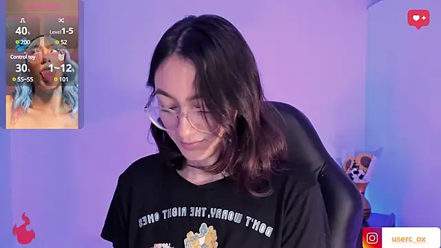 Snapshot of haanna_thompsoon chatting on February 2025 05:31:01 PM haanna thompsoon online show from February 2025 05:31:01 PM