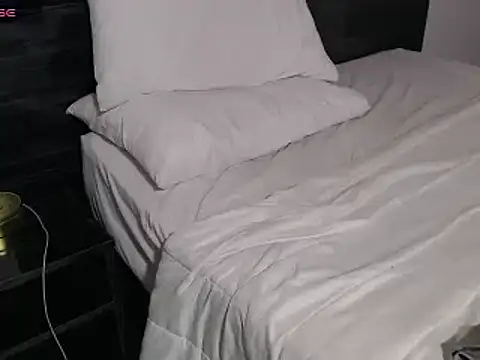 Snapshot of FaustoCock chatting on February 2025 03:33:02 AM FaustoCock online show from February 2025 03:33:02 AM