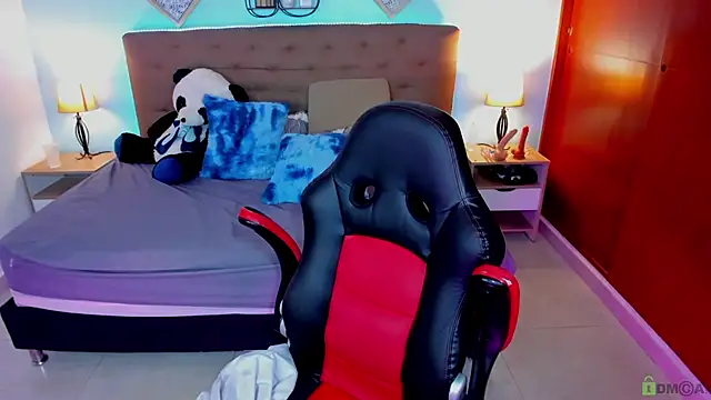 Edelaine rogers online show from October 2025 12:04:02 PM