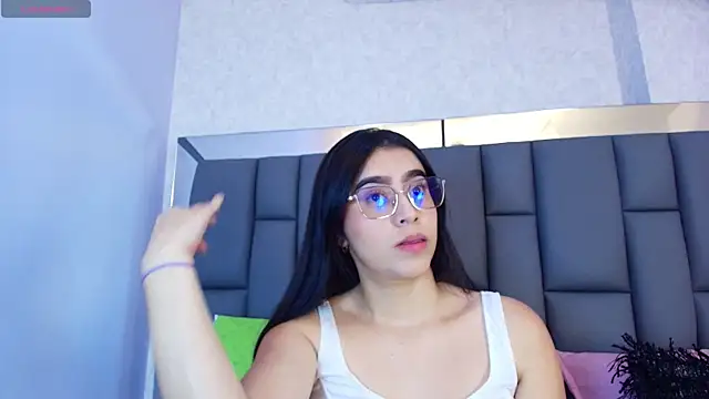 Amy wats0n online show from March 2026 07:15:02 PM