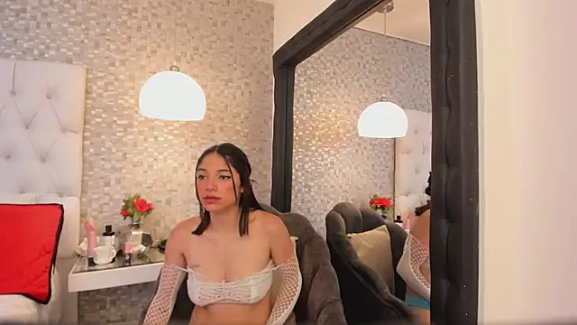 HazelMoret online show from January 2025 01:35:01 PM