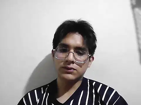 Snapshot of HardDick2 chatting on March 2026 05:53:01 AM HardDick2 online show from March 2026 05:53:01 AM