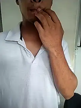 morenomr1 online show from December 2024 05:51:02 PM