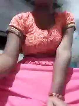 Snapshot of riya_houswife chatting on December 2024 11:55:01 AM riya houswife online show from December 2024 11:55:01 AM