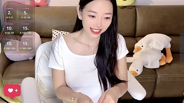 Snapshot of Yilin1999 chatting on March 2025 03:35:01 AM Yilin1999 online show from March 2025 03:35:01 AM