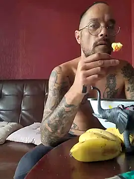 mileflav0r online show from January 2025 04:26:01 AM