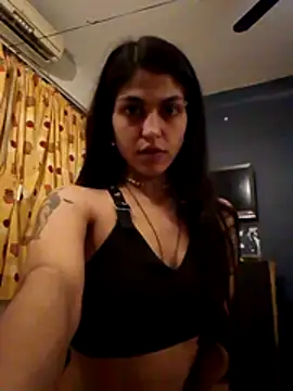 Snapshot of BURN666ING chatting on December 2025 04:06:01 AM BURN666ING online show from December 2025 04:06:01 AM