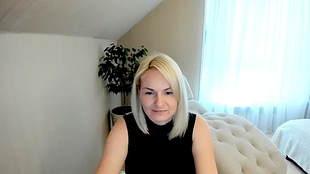 Snapshot of Alicee_Gracee chatting on December 2024 10:11:02 AM Alicee Gracee online show from December 2024 10:11:02 AM