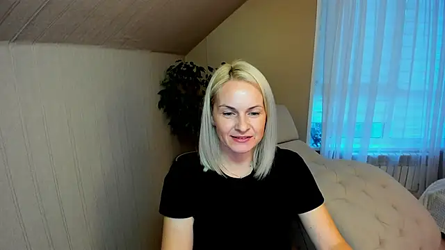 Snapshot of Alicee_Gracee chatting on December 2024 11:54:01 AM Alicee Gracee online show from December 2024 11:54:01 AM