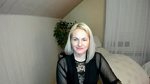 Snapshot of Alicee_Gracee chatting on December 2024 04:05:02 PM Alicee Gracee online show from December 2024 04:05:02 PM