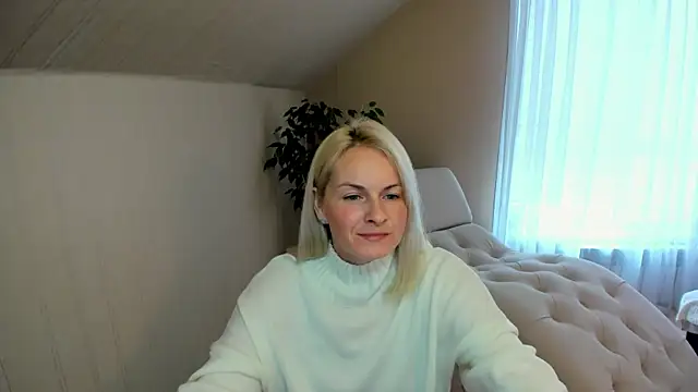 Snapshot of Alicee_Gracee chatting on December 2024 08:09:02 AM Alicee Gracee online show from December 2024 08:09:02 AM