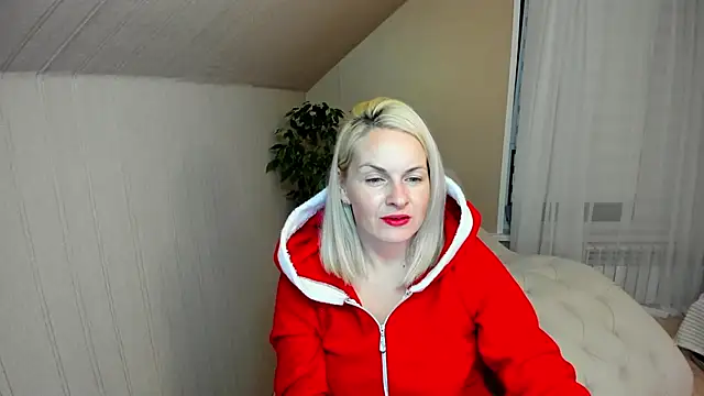 Snapshot of Alicee_Gracee chatting on December 2024 07:02:02 PM Alicee Gracee online show from December 2024 07:02:02 PM