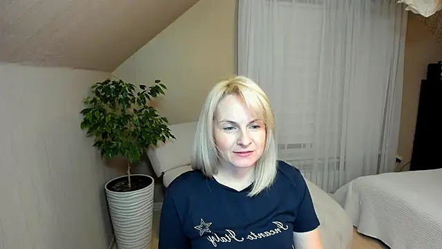 Snapshot of Alicee_Gracee chatting on January 2025 07:42:01 PM Alicee Gracee online show from January 2025 07:42:01 PM