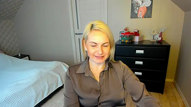 Alicee Gracee online show from December 2025 09:29:01 AM