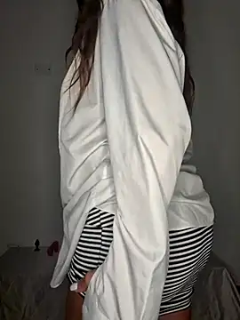 Junosee online show from October 2025 09:01:01 PM