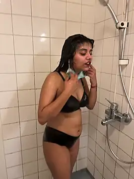 Snapshot of ScarletAss chatting on January 2025 06:27:02 PM ScarletAss online show from January 2025 06:27:02 PM