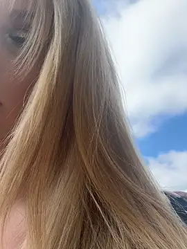 LustfulLuna  online show from July 2026 01:47:02 PM