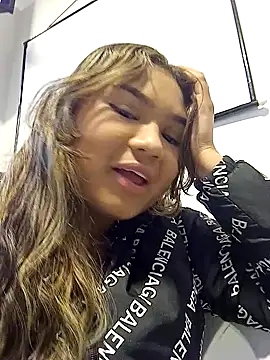 ZoeBianchi online show from January 2025 04:48:01 PM