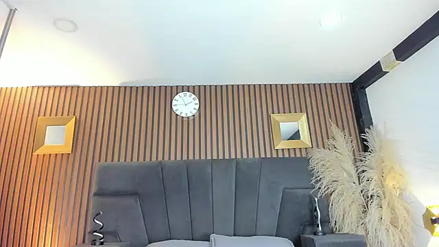 NaxaAndLexi  online show from April 2026 02:09:01 PM