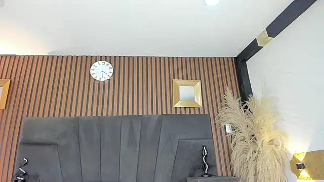 NaxaAndLexi  online show from April 2026 01:46:02 PM