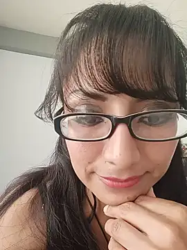 Lucy Chery online show from June 2026 09:14:02 PM
