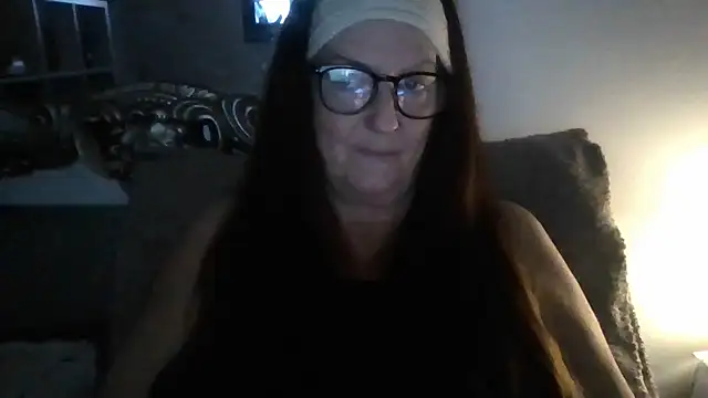 Snapshot of Tillieuk chatting on February 2026 07:56:02 PM Tillieuk online show from February 2026 07:56:02 PM