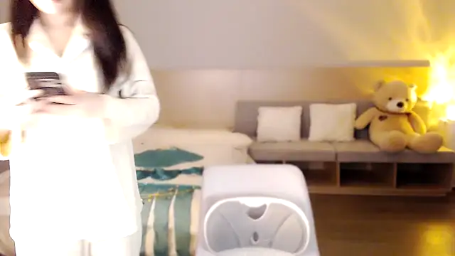 Lucky-baby online show from February 2025 01:55:01 PM