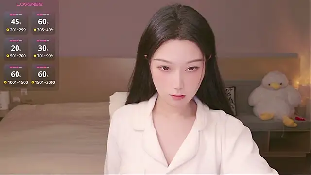 Lucky-baby online show from November 2025 01:18:02 PM