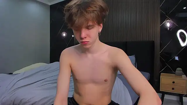 Snapshot of braxiboy chatting on February 2025 02:05:01 PM braxiboy online show from February 2025 02:05:01 PM