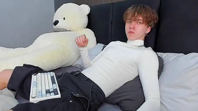 Snapshot of braxiboy chatting on February 2025 09:21:01 AM braxiboy online show from February 2025 09:21:01 AM