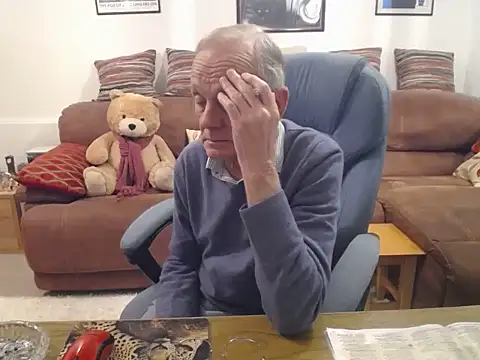 Snapshot of Ferret7777 chatting on November 2025 08:01:01 PM Ferret7777 online show from November 2025 08:01:01 PM